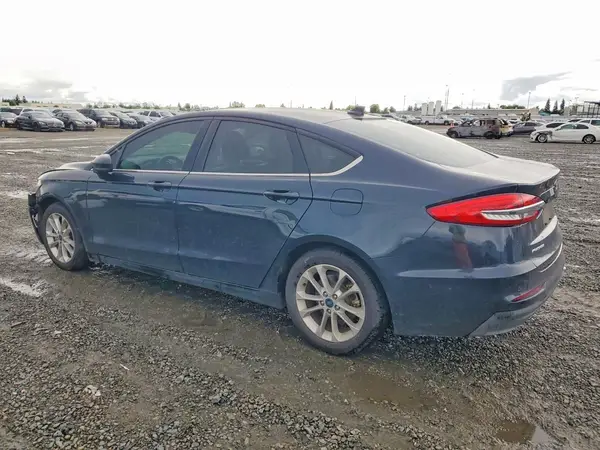 3FA6P0LUXLR190033 2020 FORD FUSION - Image 2