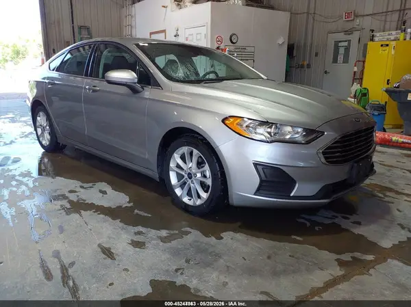 3FA6P0LUXLR201659 2020 FORD FUSION - Image 1