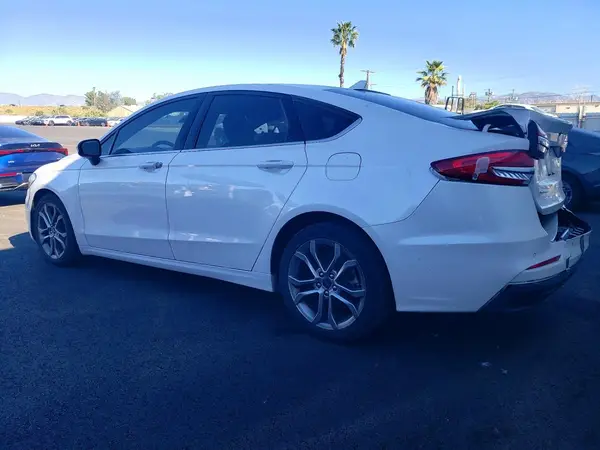 3FA6P0LUXLR215271 2020 FORD FUSION - Image 2
