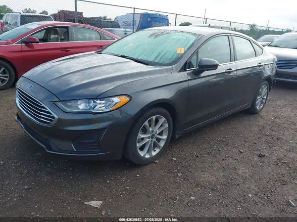 3FA6P0LUXLR219515 2020 FORD FUSION - Image 2