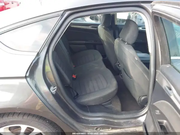3FA6P0LUXLR219515 2020 FORD FUSION - Image 8