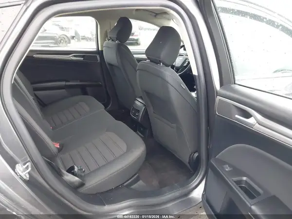 3FA6P0LUXLR219997 2020 FORD FUSION - Image 8
