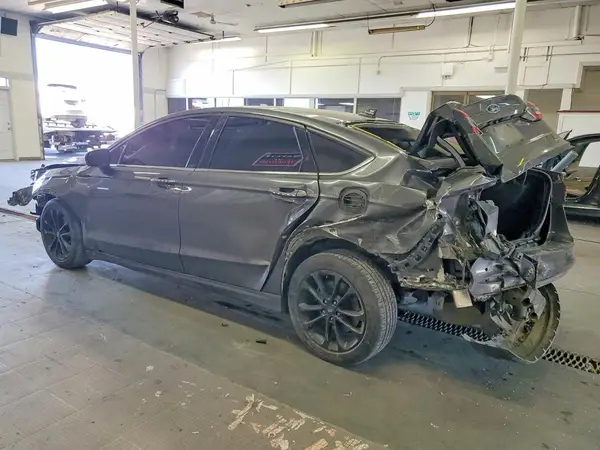 3FA6P0LUXLR221362 2020 FORD FUSION - Image 2