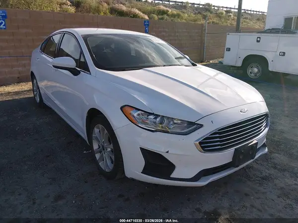 3FA6P0LUXLR234337 2020 FORD FUSION - Image 1