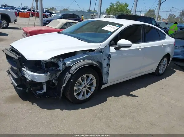 3FA6P0LUXLR253227 2020 FORD FUSION - Image 2