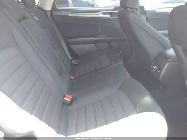 3FA6P0LUXLR253227 2020 FORD FUSION - Image 8