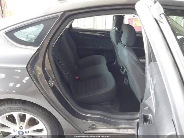 3FA6P0LUXLR265331 2020 FORD FUSION - Image 8
