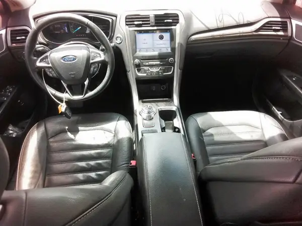 3FA6P0LUZHR410061 2017 FORD FUSION - Image 8