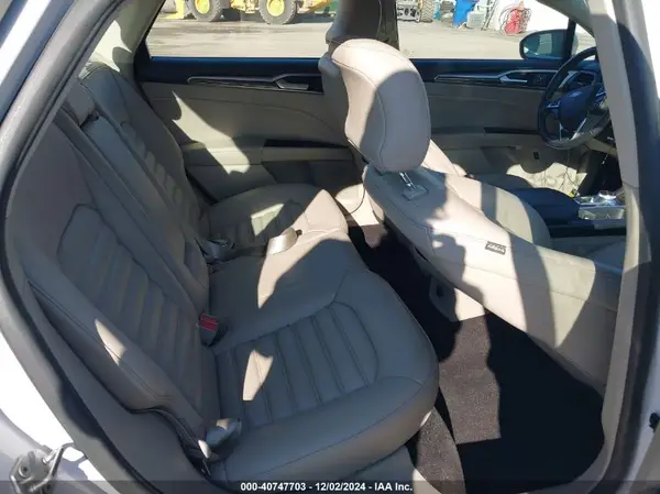 3FA6P0MU0KR112695 2019 FORD FUSION - Image 8