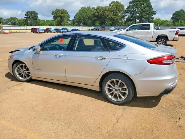 3FA6P0MU0KR118125 2019 FORD FUSION - Image 2