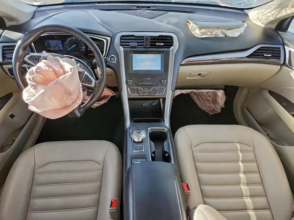 3FA6P0MU0KR136561 2019 FORD FUSION - Image 8