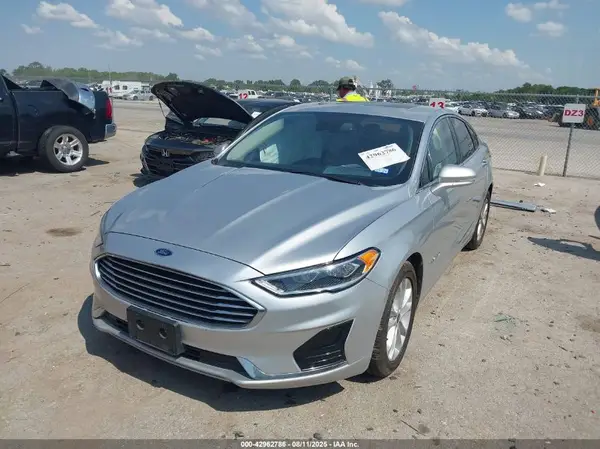 3FA6P0MU0KR141064 2019 FORD FUSION - Image 2