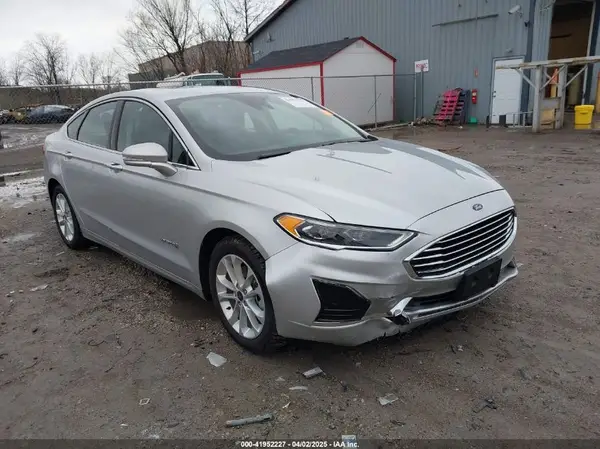 3FA6P0MU0KR165283 2019 FORD FUSION - Image 1