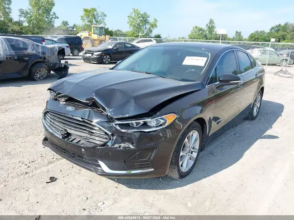 3FA6P0MU0KR168524 2019 FORD FUSION - Image 2