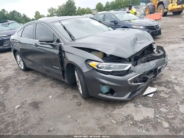 3FA6P0MU0KR189552 2019 FORD FUSION - Image 1