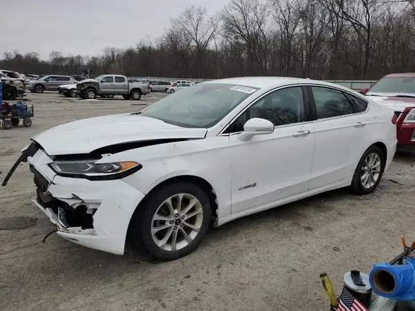 3FA6P0MU0KR214823 2019 FORD FUSION - Image 1