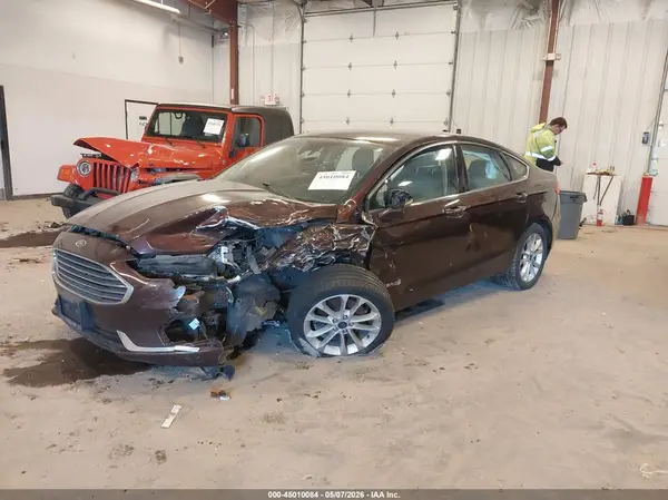 3FA6P0MU0KR259082 2019 FORD FUSION - Image 2
