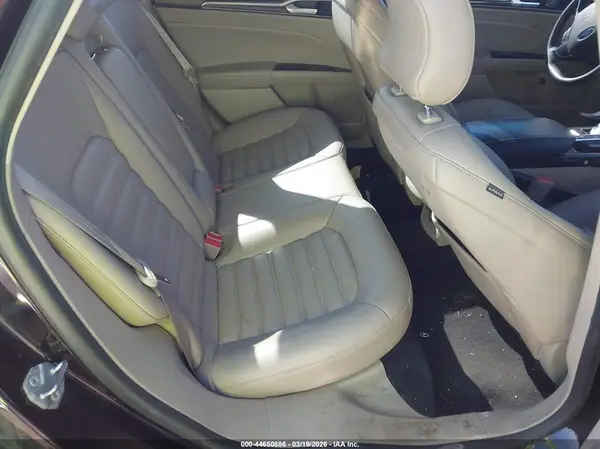 3FA6P0MU0KR264136 2019 FORD FUSION - Image 8