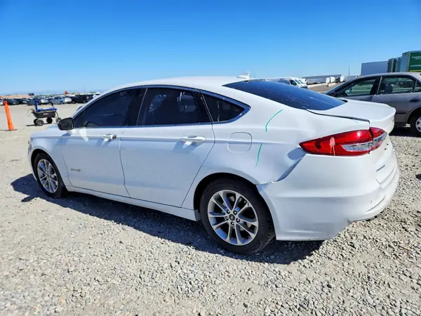 3FA6P0MU0KR272835 2019 FORD FUSION - Image 2