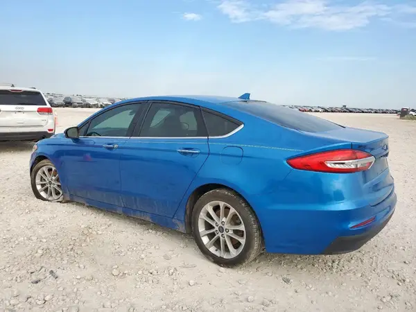 3FA6P0MU0LR122712 2020 FORD FUSION - Image 2