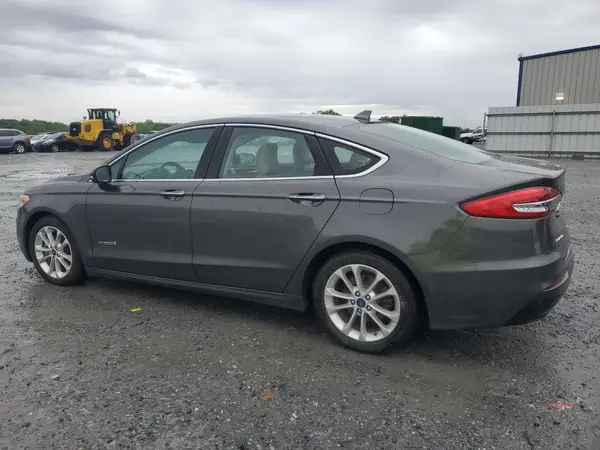 3FA6P0MU1KR136682 2019 FORD FUSION - Image 2