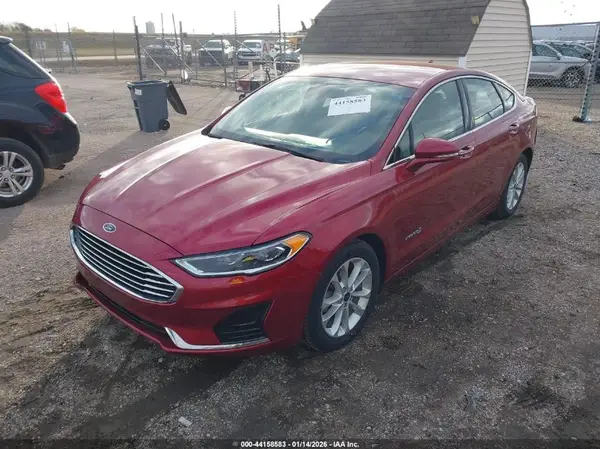 3FA6P0MU1KR136911 2019 FORD FUSION - Image 2