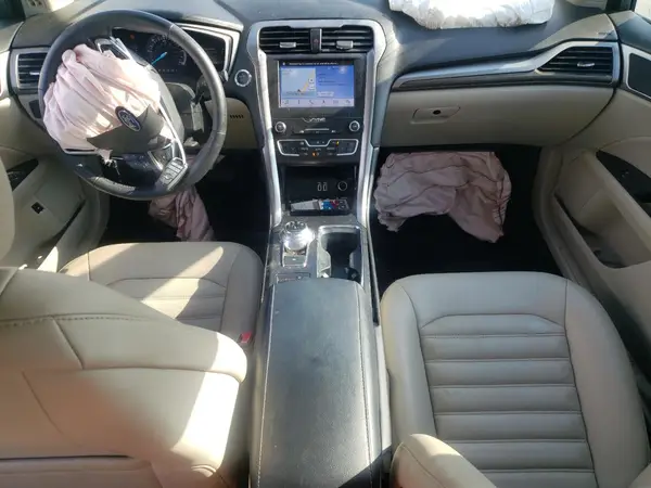 3FA6P0MU1KR138724 2019 FORD FUSION - Image 8