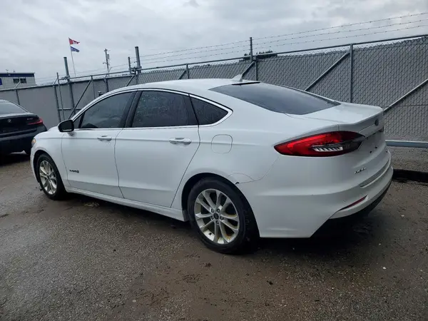 3FA6P0MU1KR155149 2019 FORD FUSION - Image 2
