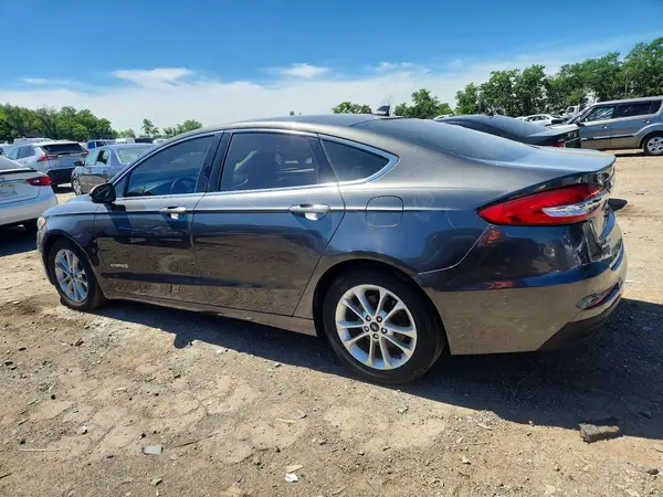 3FA6P0MU1KR182576 2019 FORD FUSION - Image 2