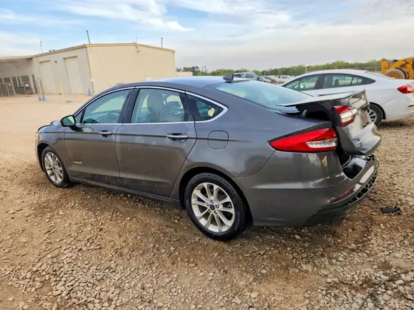 3FA6P0MU1KR253971 2019 FORD FUSION - Image 2