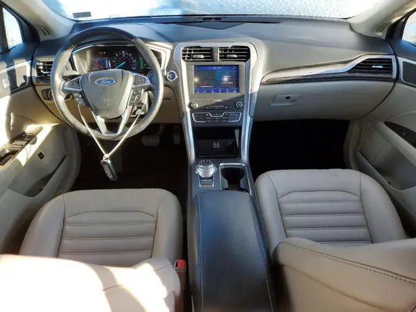 3FA6P0MU1KR257258 2019 FORD FUSION - Image 8