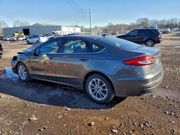 3FA6P0MU1LR105255 2020 FORD FUSION - Image 2