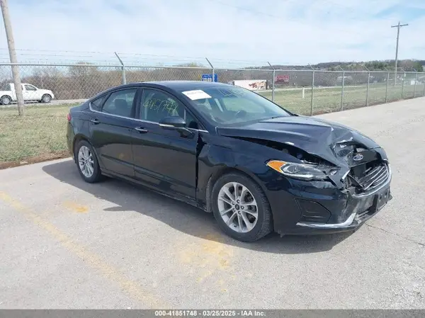 3FA6P0MU1LR163382 2020 FORD FUSION - Image 1