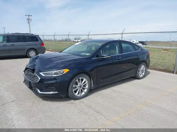 3FA6P0MU1LR163382 2020 FORD FUSION - Image 2