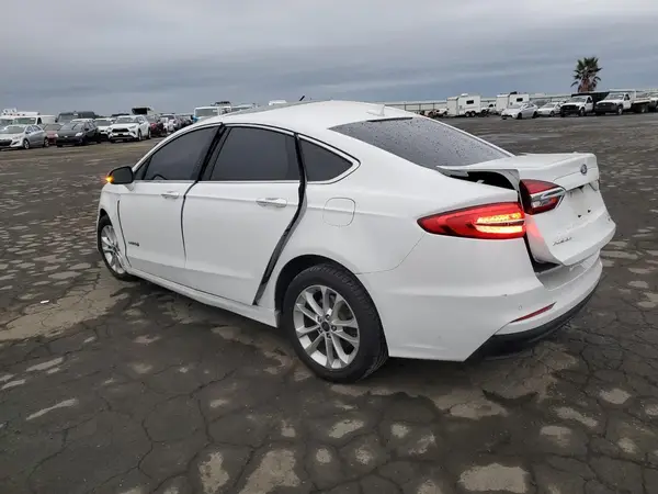 3FA6P0MU2KR117557 2019 FORD FUSION - Image 2