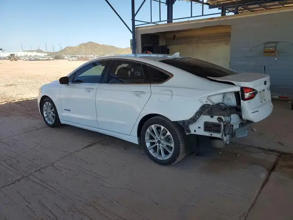 3FA6P0MU2KR182988 2019 FORD FUSION - Image 2
