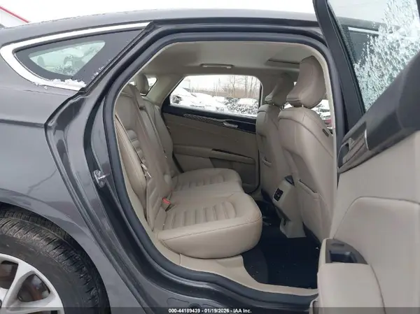3FA6P0MU2KR192839 2019 FORD FUSION - Image 8