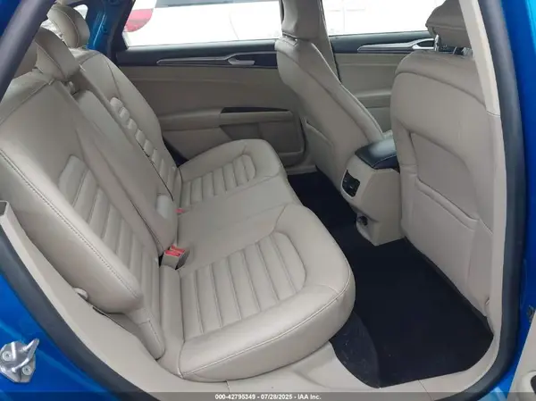 3FA6P0MU2KR221191 2019 FORD FUSION - Image 8