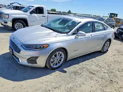 3FA6P0MU2KR235737 2019 FORD FUSION