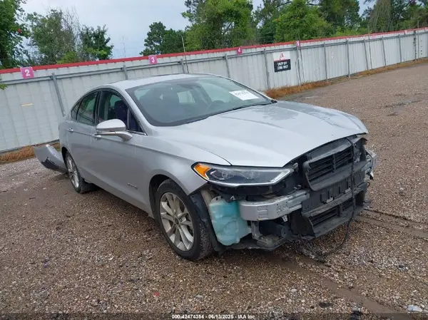 3FA6P0MU3KR109693 2019 FORD FUSION - Image 1