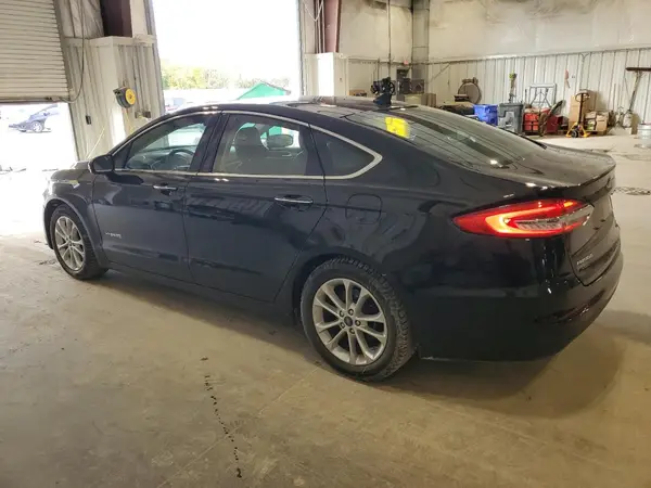 3FA6P0MU3KR113033 2019 FORD FUSION - Image 2