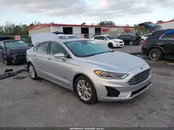3FA6P0MU3KR136943 2019 FORD FUSION