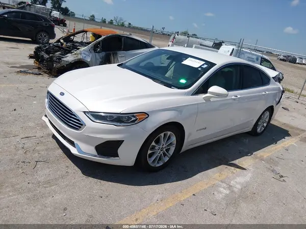 3FA6P0MU3KR172275 2019 FORD FUSION - Image 2