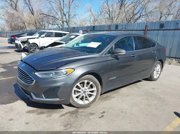3FA6P0MU3KR262039 2019 FORD FUSION - Image 2