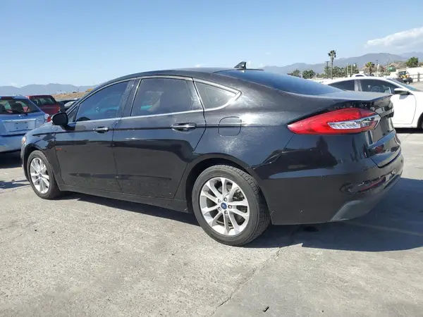 3FA6P0MU3LR139357 2020 FORD FUSION - Image 2
