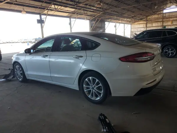 3FA6P0MU3LR206605 2020 FORD FUSION - Image 2
