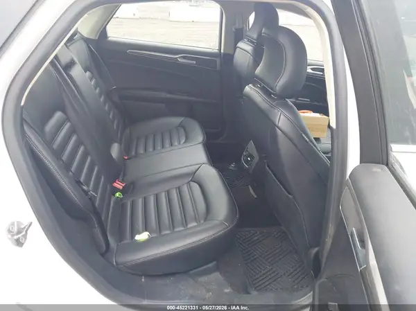 3FA6P0MU4KR110982 2019 FORD FUSION - Image 8