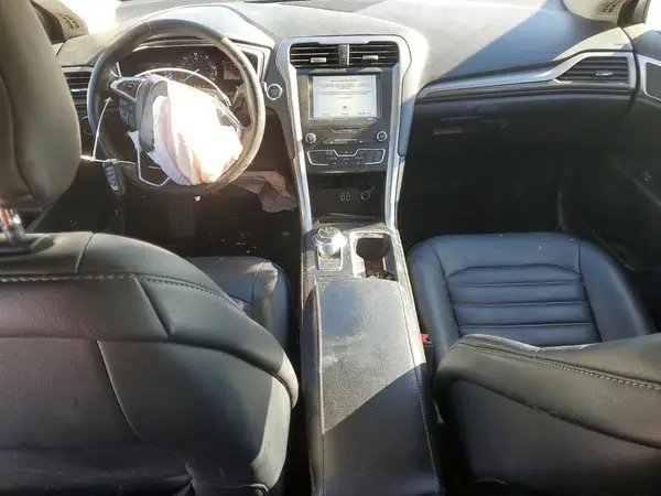 3FA6P0MU4KR112960 2019 FORD FUSION - Image 8