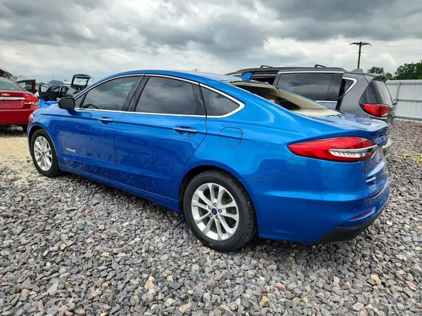 3FA6P0MU4KR123747 2019 FORD FUSION - Image 2