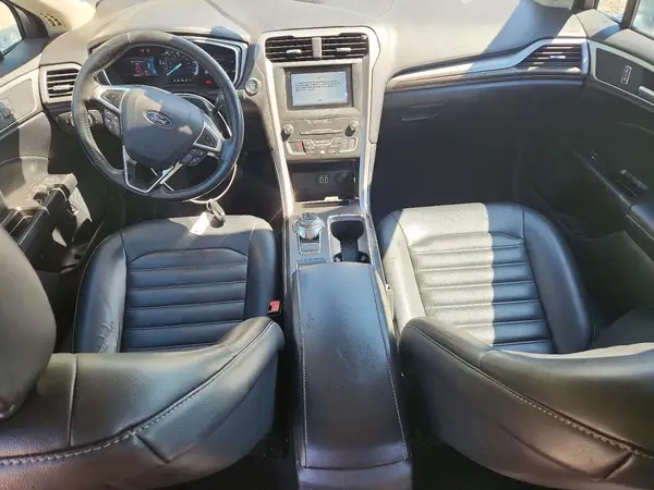 3FA6P0MU4KR138099 2019 FORD FUSION - Image 8